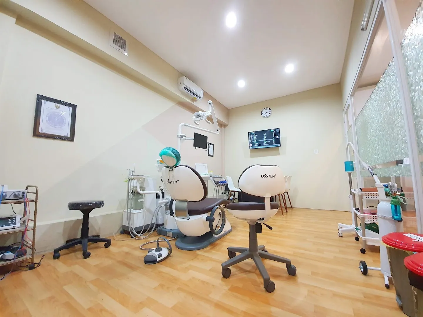 DENTOLOGY Dental Clinic 2