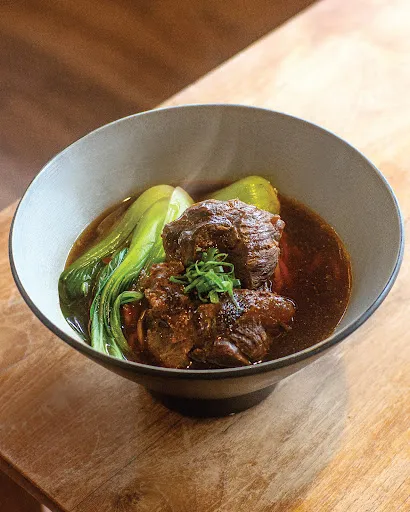 Papa Lee's Taiwan Noodle & Dumplings 2