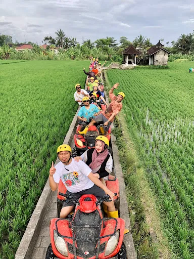 Iam Bali Driver | Sewa Rental Hiace Bali