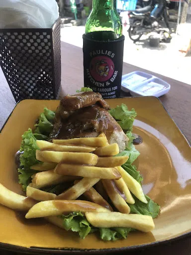 Paulies Kitchen & Bar 1