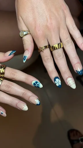 Sisters Studios Bali | Nails | Lashes | Brows 2