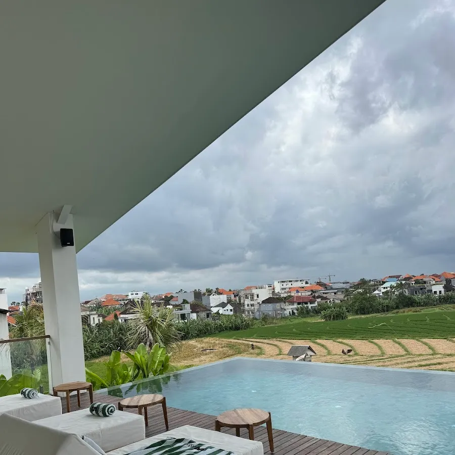 Island Sports Canggu: Padel, Tennis, Fitness & Indoor Golf 1