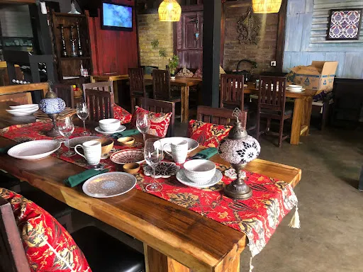 JUST KITCHEN Georgian Restaurant 1