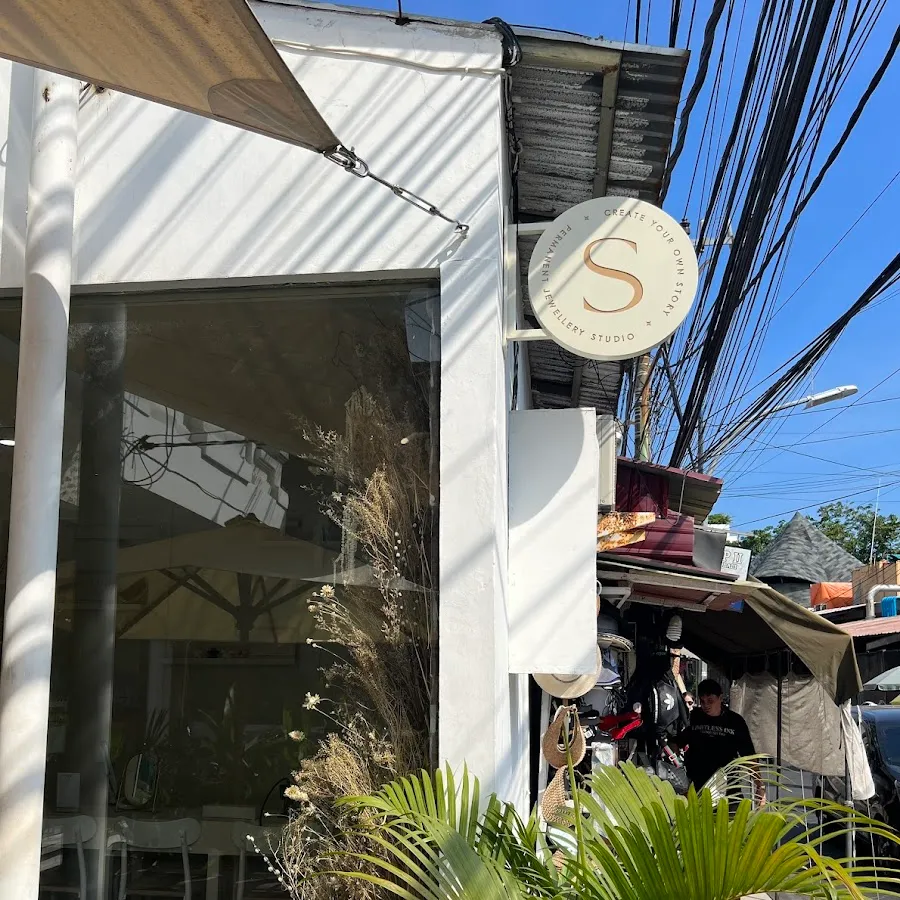 Stories Permanent Jewellery Studio 2