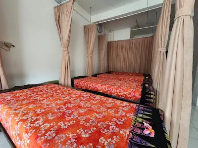 BRĒZĒ MASSAGE & REFLEXOLOGY 1