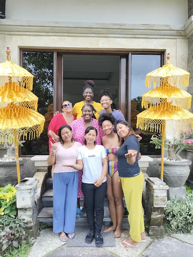 BRĒZĒ MASSAGE & REFLEXOLOGY 3