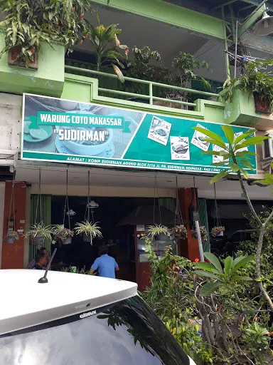 Coto Makassar Daeng Iqbal 1