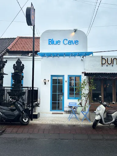 Blue Cave Spa 2
