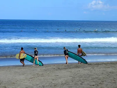 Canggu Beginner Surf 4