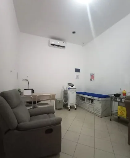 IV Drip Unicare Central Parkir Kuta | Doctor | Diarrhea | Bali Belly +STD test + Rabies Vaccine + Dengue 1