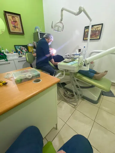Drg. I Gede Andy Kumbara Putra (Dokter Gigi Denpasar/Dentist) 3