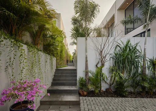 NEXA TOWNHOUSE UMALAS 4