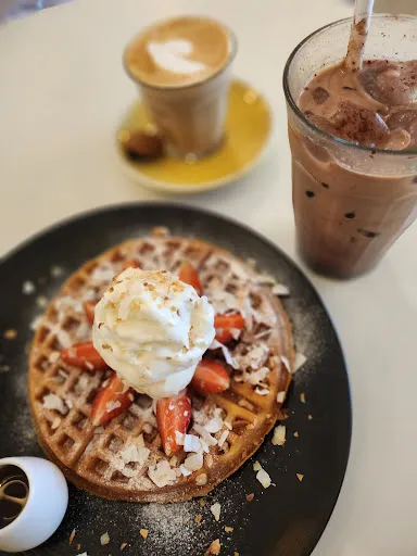 Arnold's Coffee 4