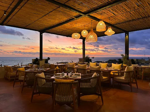 Secana Pool Club - Bali 4