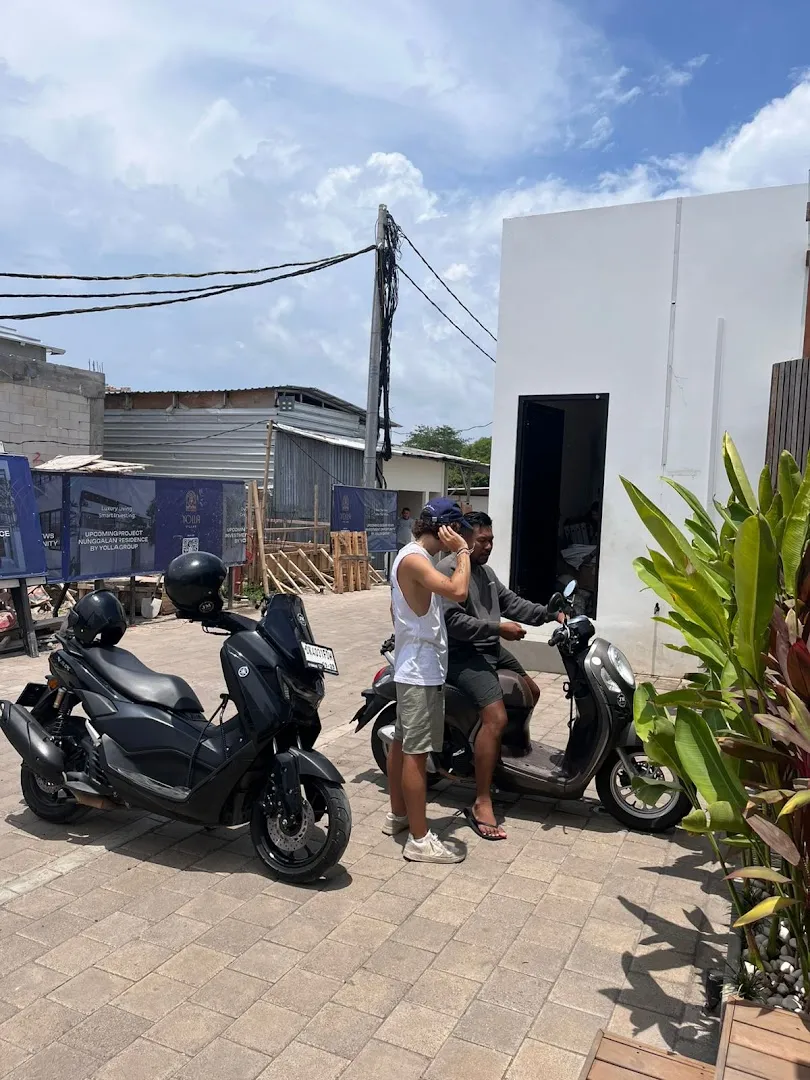 John Mango Scooter Rental and Taxi Service 2