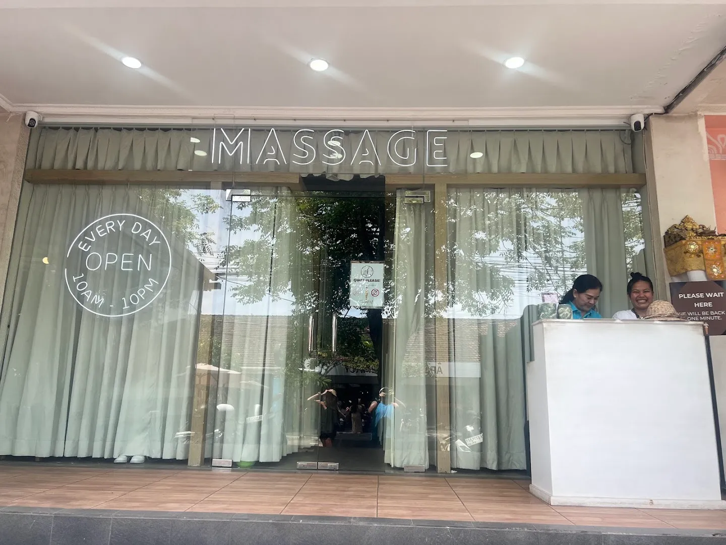 COCOHUT MASSAGE SPA ULUWATU 4