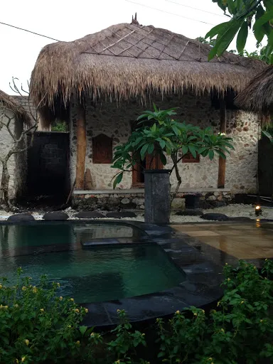 Satria Bungalow