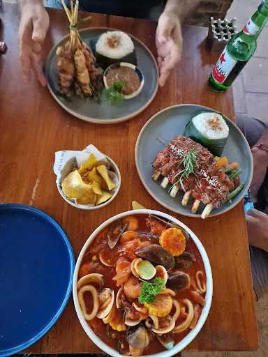 Warung Bejana Uluwatu 3