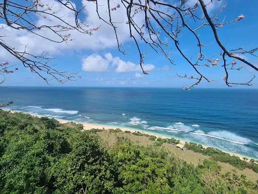 Pantai Nunggalan 3