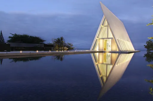 OCEAN WEDDING CHAPEL 2