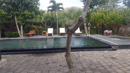Uluwatu Made Guesthouse 2