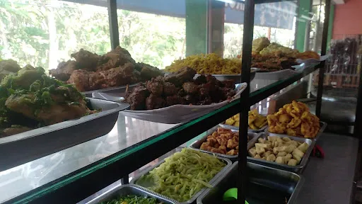Warung johnny 3
