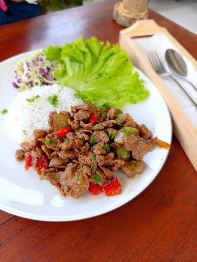 Confused Fork Restaurant 2