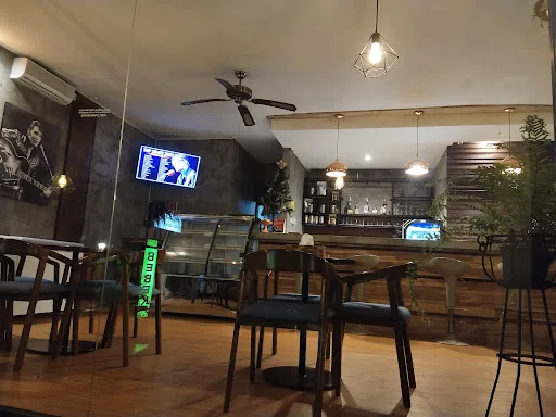 Five Brothers Resto 1