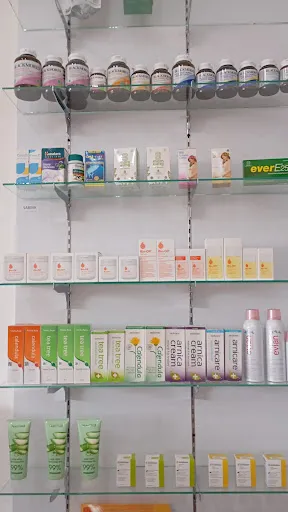 ApotekKU Uluwatu - Pharmacy 24 Hours 4