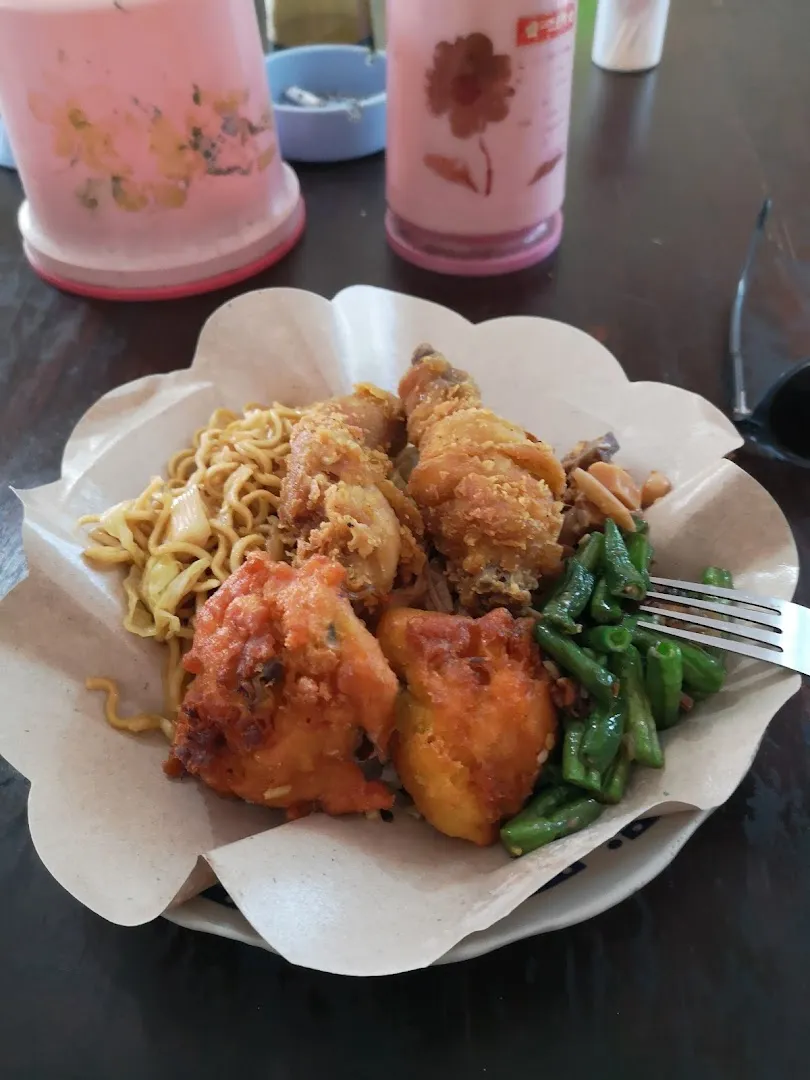 Warung Muslim Bu Lia 4