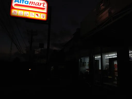 Alfamart Ungasan 3