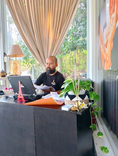 K Massage Studio 4
