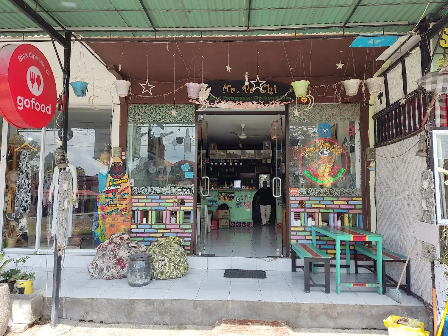 Mr. Po Chi, Best Portuguese Chicken & Ribs. Cabang Pemogan 3