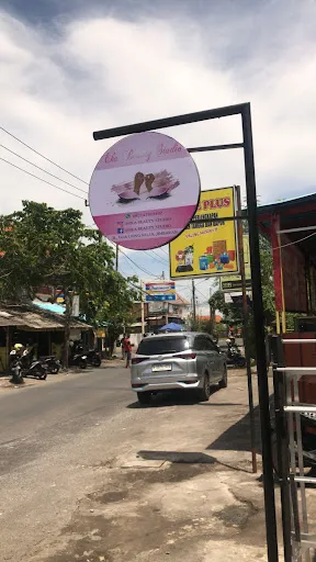 Eka Beauty Salon 1
