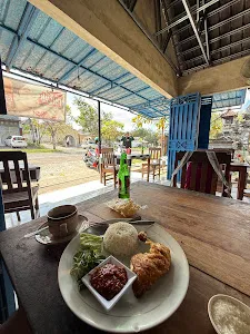 Warung Local Price 4