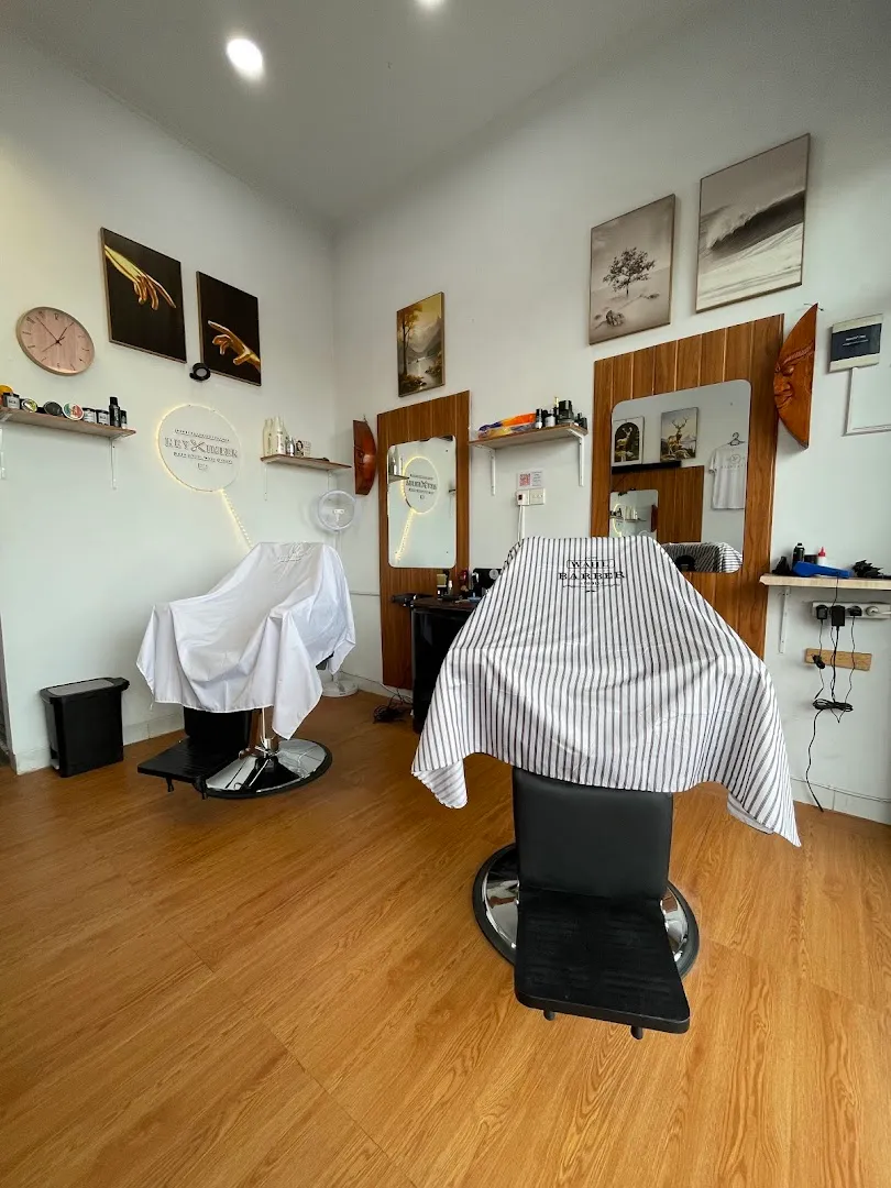 R E Y K I M B E R Barbershop Uluwatu 4