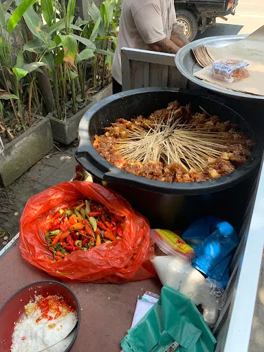 Sate Babi Yan's Dollar 3