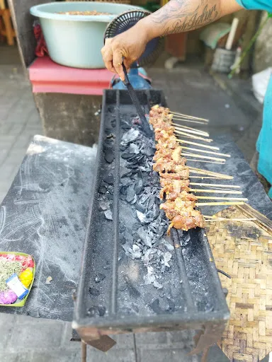 Sate Babi Yan's Dollar 4