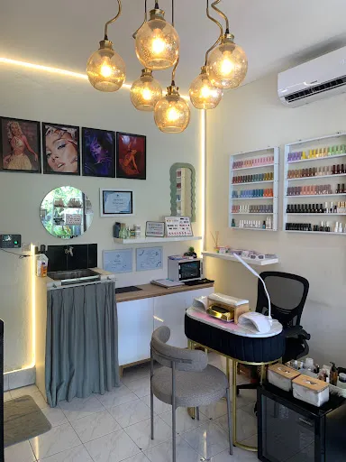 Polished Lounge ID 3