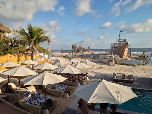 Mïnoo Beach Club 3