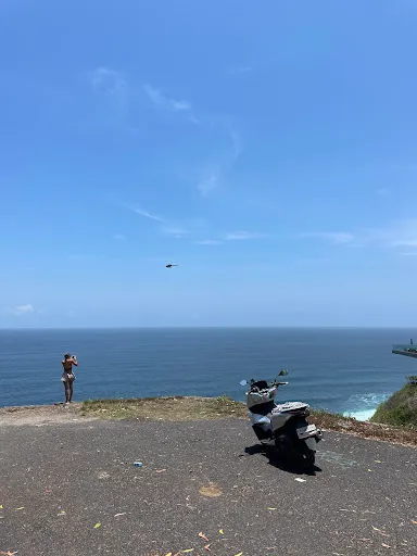 Hidden area viewing spot 3