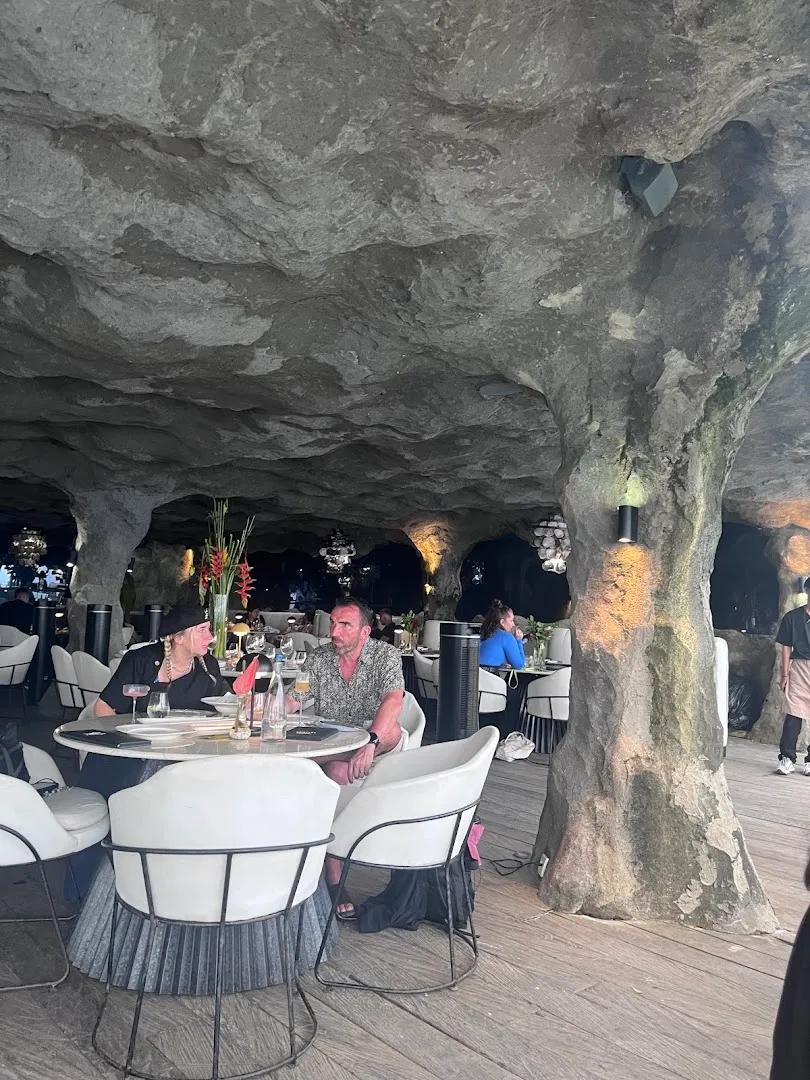 Rockfish at The Uluwatu 2