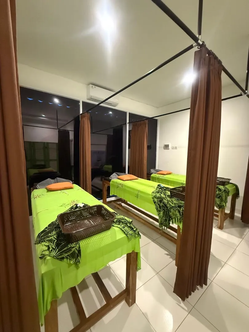 Lotus & Lime Healing Spa 1