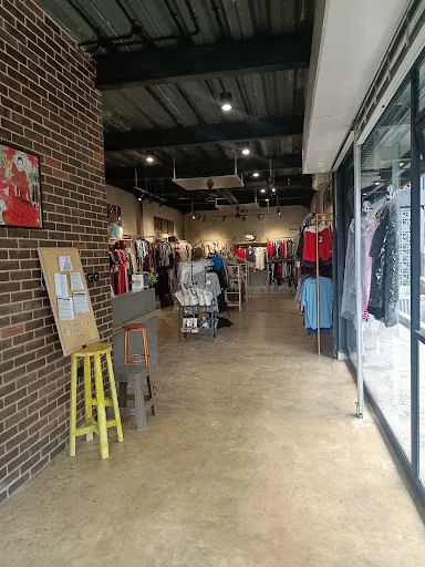 Uluwatu Factory Outlet 2