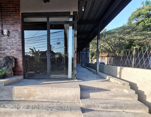 Uluwatu Factory Outlet 4