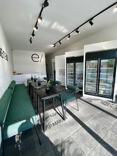 EASY CAFE (meal is ready) 2