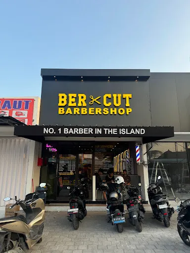 LEO BARBER 4