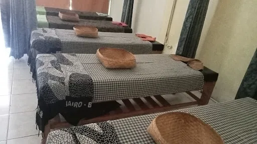 Massage and Healing Treatment 4