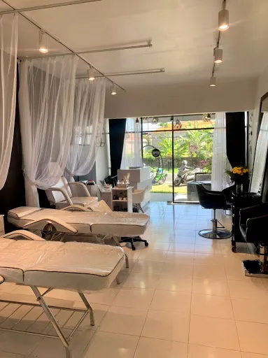 Studio 54 Beauty Salon Uluwatu 2