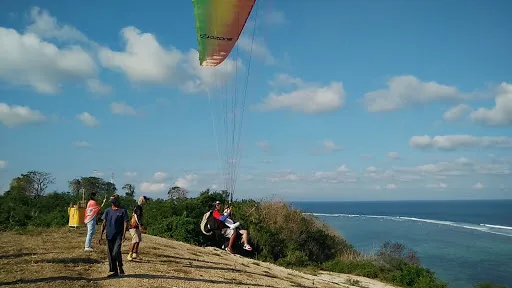 Bali Paragliding Tours 4